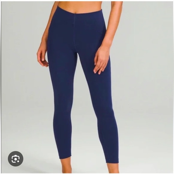 Lululemon navy Instill high rise right leggings size 8 - Picture 4 of 7